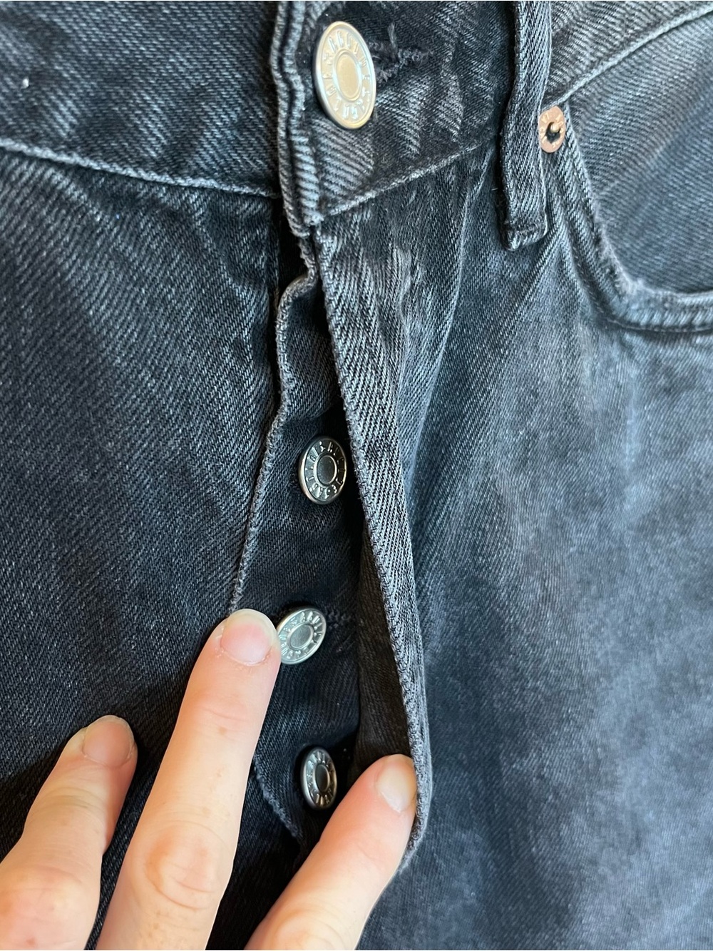 Agolde High Rise Baggy Dame Short Women 28 Black Denim Button Fly Pockets - Picture 3 of 6